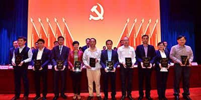 利博游戏官网精机荣获新桥街道产值和纳税企业称呼